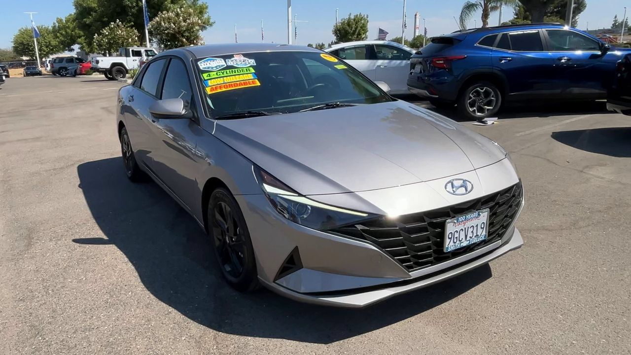 Used 2023 Hyundai Elantra SEL FWD image 1