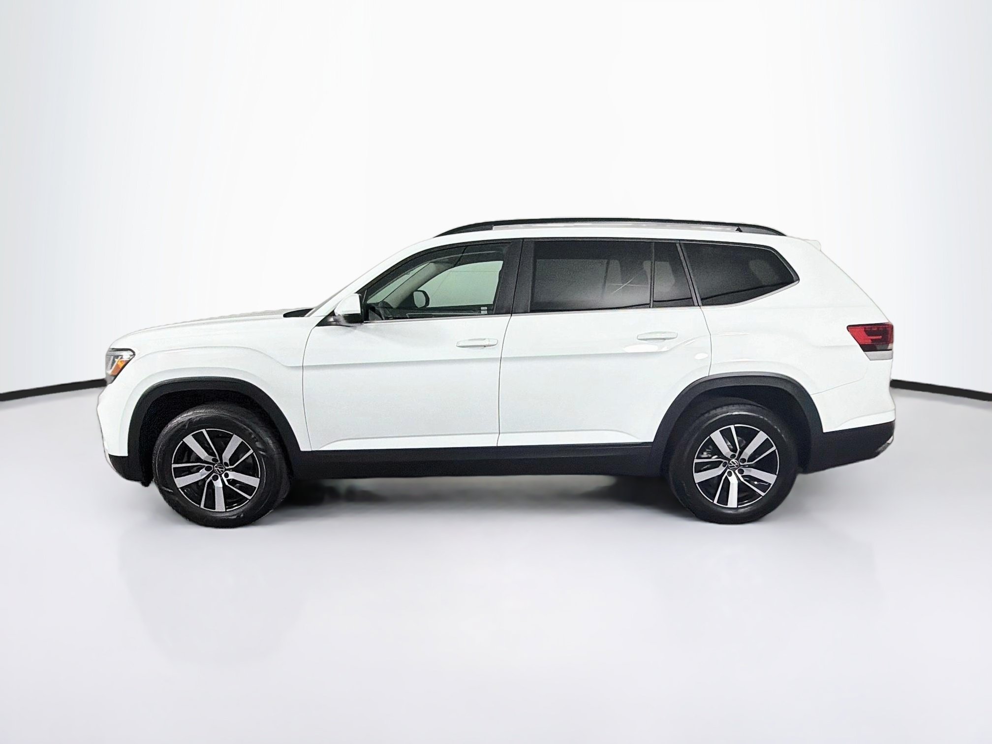 Used 2023 Volkswagen Atlas SE FWD image 4