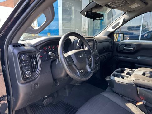 Used 2022 Chevrolet Silverado 1500 Custom Trail Boss AWD/4WD image 17