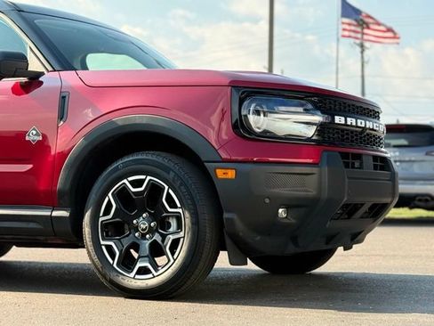 Used 2025 Ford Bronco Sport Outer Banks w/ Outer Banks Tech Package+ AWD/4WD image 37