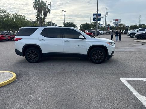 Certified 2021 Chevrolet Traverse RS w/ LPO, Cargo Package FWD image 4