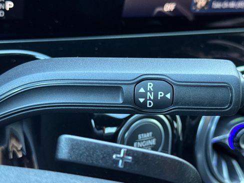 Certified 2025 Mercedes-Benz GLA 250 4MATIC image 22