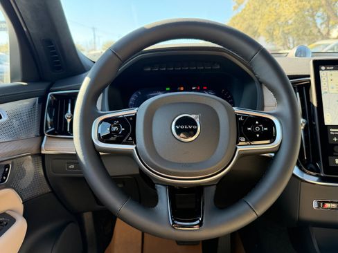 New 2026 Volvo XC90 T8 Ultra w/ Lounge Package image 14