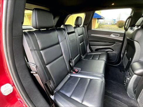 Used 2022 Jeep Grand Cherokee Limited image 21