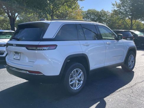 New 2025 Jeep Grand Cherokee Laredo X image 9