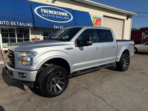 Used 2017 Ford F150 XLT w/ Equipment Group 302A Luxury AWD/4WD image 28
