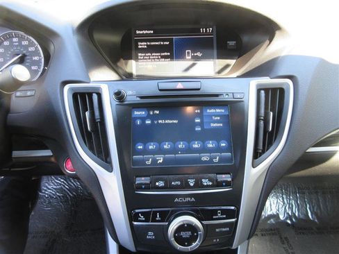 Used 2020 Acura TLX image 18