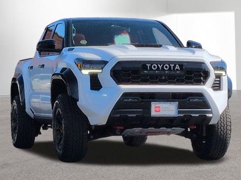 Certified 2025 Toyota Tacoma TRD Pro AWD/4WD image 3