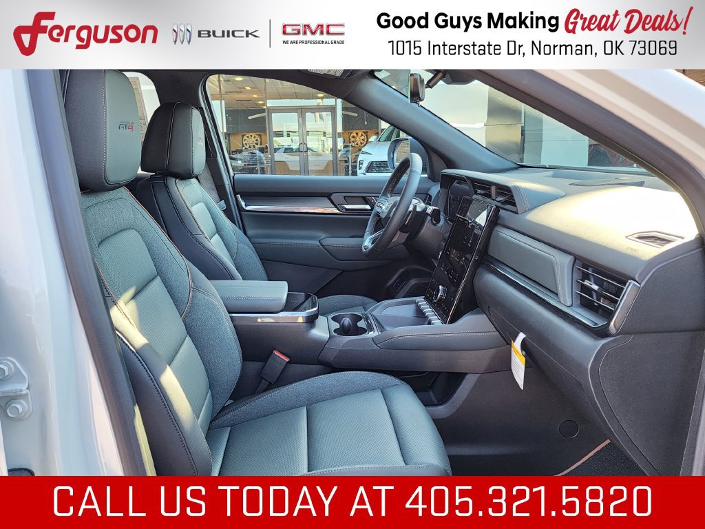 New 2027 GMC Terrain AT4 w/ Convenience Package III AWD/4WD image 41