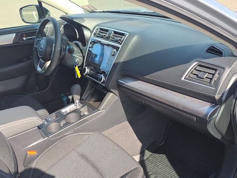 Used 2019 Subaru Outback 2.5i Premium w/ Popular Package #2 image 20
