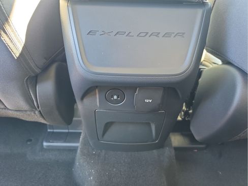 New 2026 Ford Explorer Active AWD/4WD image 13