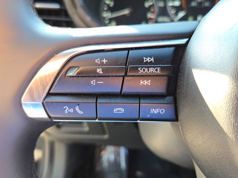 Used 2024 MAZDA MAZDA3 s FWD image 24