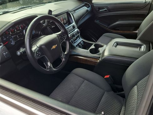 Used 2018 Chevrolet Tahoe LS image 16