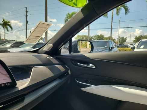Used 2024 Cadillac XT4 Sport FWD image 31