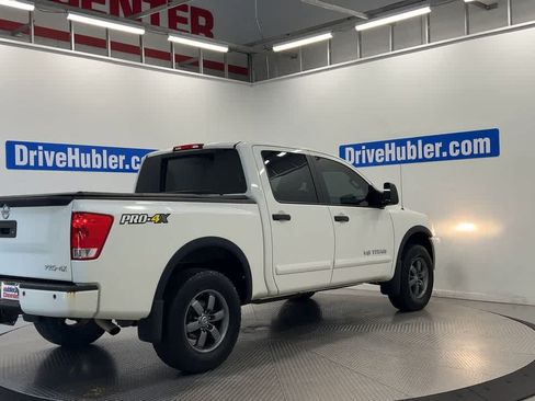 Used 2014 Nissan Titan PRO-4X AWD/4WD image 2