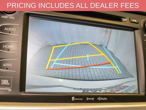 Used 2018 Toyota Highlander Limited FWD image 16
