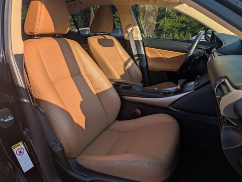 Used 2015 Lexus IS 250 RWD image 25