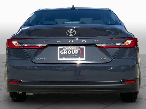 Used 2025 Toyota Camry LE FWD image 5