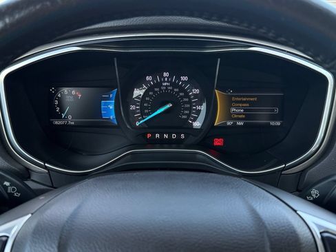 Used 2015 Ford Fusion SE w/ Equipment Group 202A FWD image 25