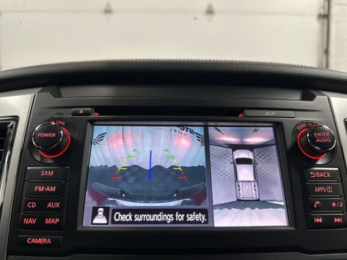 Used 2017 Nissan Titan PRO-4X w/ Pro-4x Convenience Package image 27