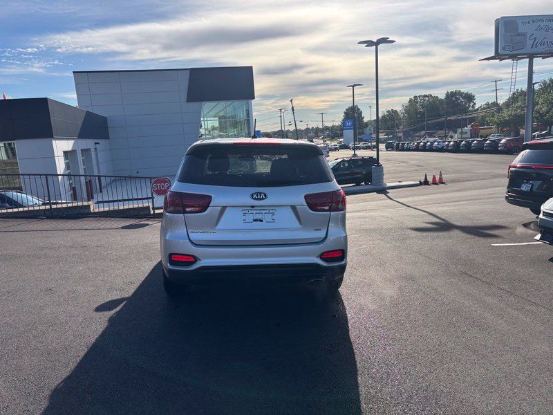Used 2020 Kia Sorento LX AWD/4WD image 7