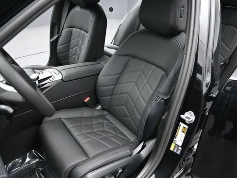 New 2026 BMW i5 eDrive40 image 13