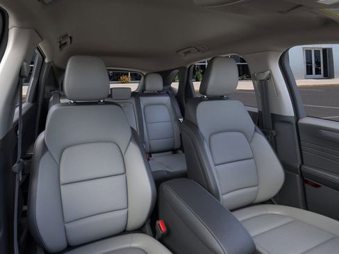 New 2025 Ford Escape SE image 10