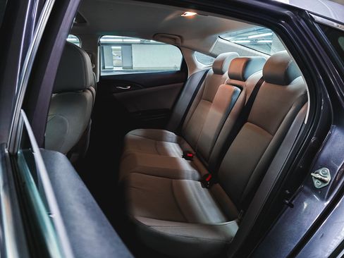 Used 2019 Honda Civic EX image 20
