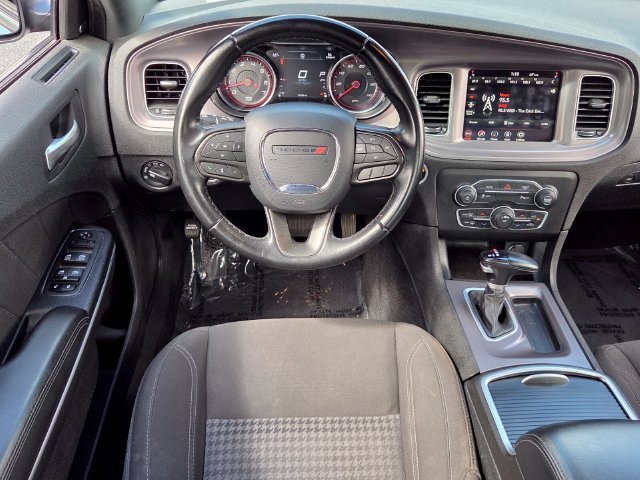 Used 2023 Dodge Charger SXT RWD image 13