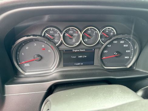 Used 2022 Chevrolet Silverado 2500 LT w/ Convenience Package AWD/4WD image 11