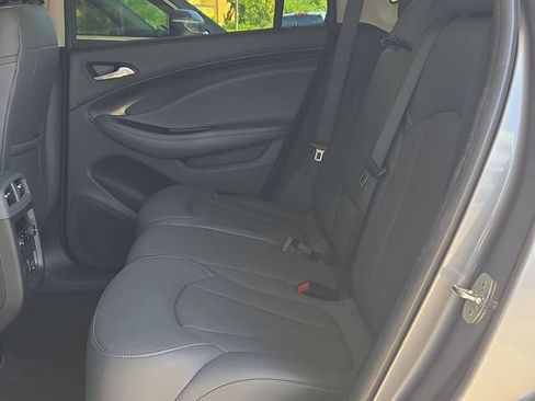 Used 2020 Buick Envision Essence FWD image 25