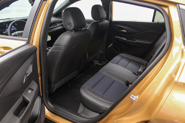New 2026 Buick Envista Sport Touring w/ Convenience I Package FWD image 20