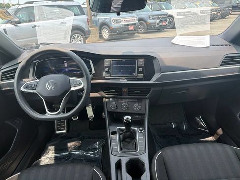 Used 2023 Volkswagen Jetta Sport FWD image 10