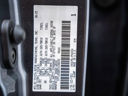 Certified 2026 Toyota Tundra SR5 AWD/4WD image 40