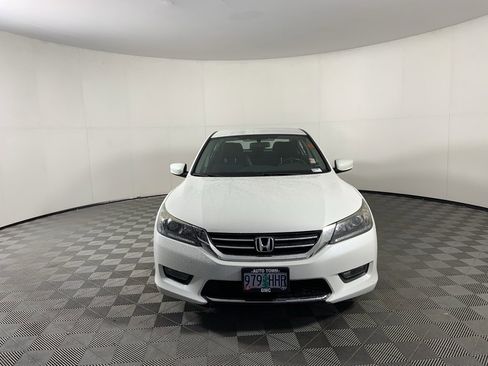 Used 2015 Honda Accord Sport image 4