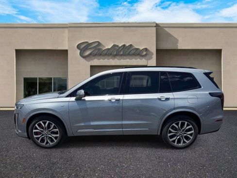 Certified 2024 Cadillac XT6 Sport w/ Platinum Package AWD/4WD image 6