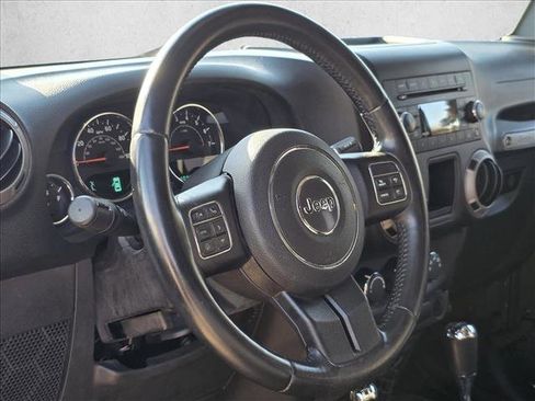 Used 2015 Jeep Wrangler Sport image 11