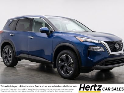 Used 2025 Nissan Rogue SV