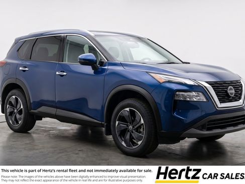 Used 2025 Nissan Rogue SV AWD/4WD image 1
