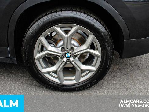 Used 2024 BMW X4 xDrive30i w/ Parking Assistance Package AWD/4WD image 15