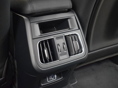 Certified 2023 Maserati Grecale Modena AWD/4WD image 21