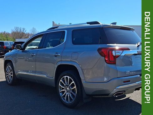 Certified 2023 GMC Acadia Denali w/ Denali Technology Package AWD/4WD image 4