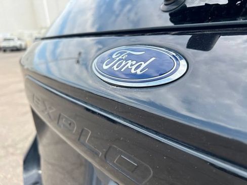 Used 2022 Ford Explorer ST w/ Equipment Group 401A AWD/4WD image 12