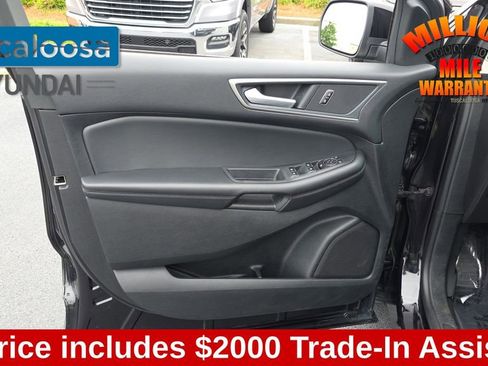 Used 2024 Ford Edge SEL AWD/4WD image 12