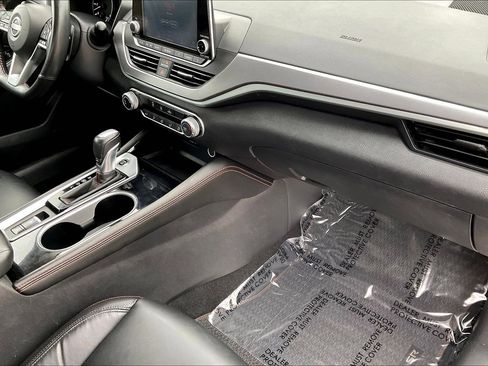 Used 2023 Nissan Altima 2.5 SR image 19