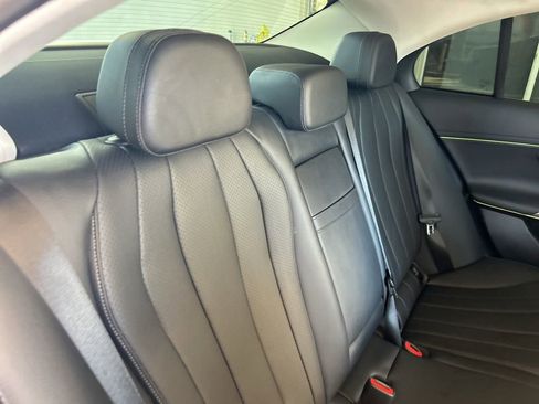 Used 2025 Mercedes-Benz E 350 4MATIC Sedan w/ Winter Package image 30