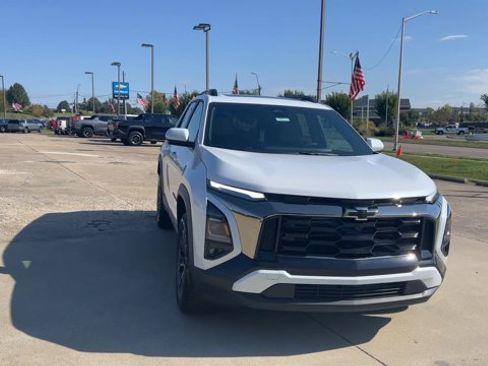 New 2026 Chevrolet Equinox ACTIV w/ Convenience Package III image 3