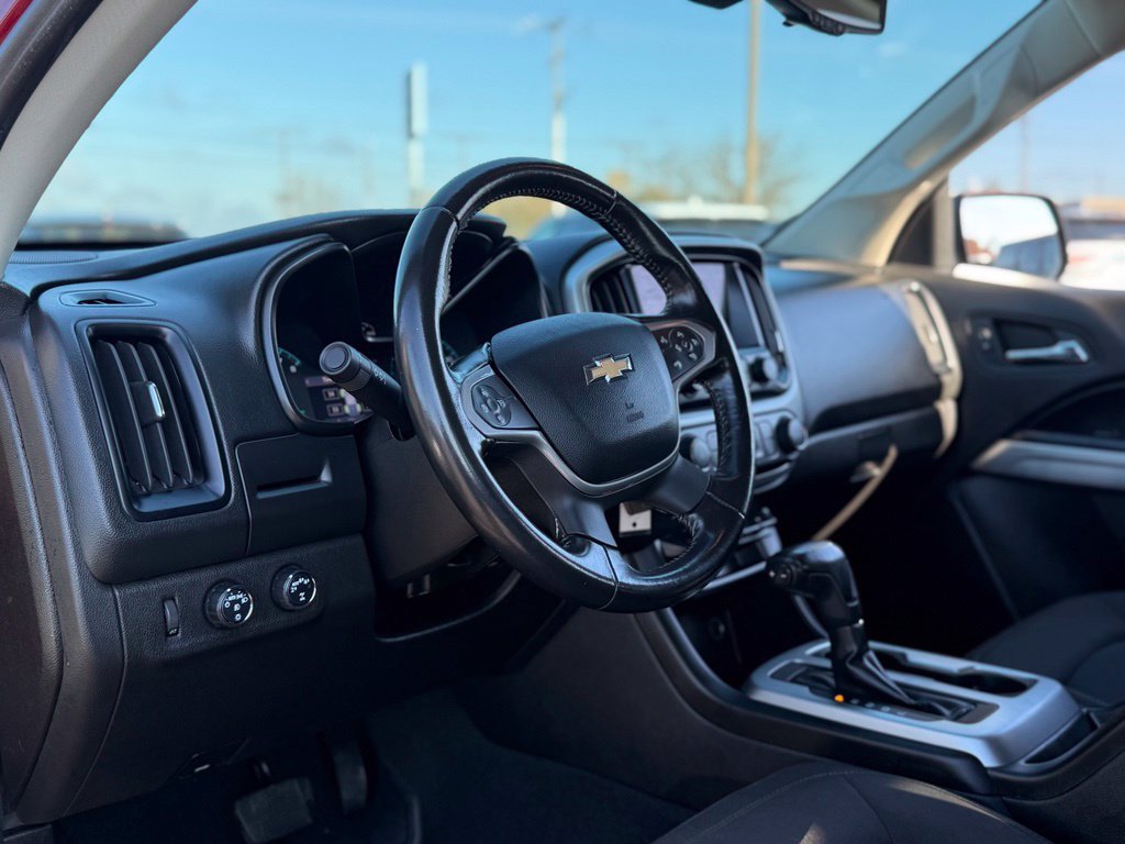 Used 2019 Chevrolet Colorado LT w/ LT Convenience Package AWD/4WD image 11