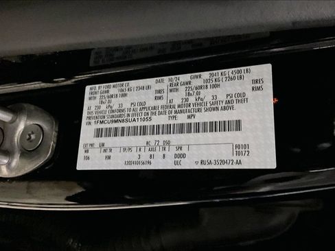 Certified 2025 Ford Escape ST-Line AWD/4WD image 34