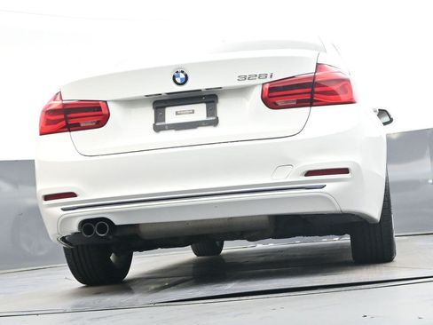 Used 2016 BMW 328i Sedan RWD image 31